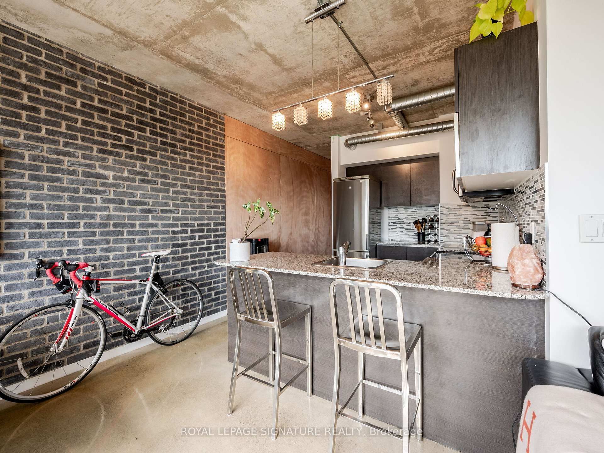 #1111 - 150 Sudbury St, Toronto, ON M6J3S8 | 2 Bedroom 2 Bathroom Condo Apt | Image 13