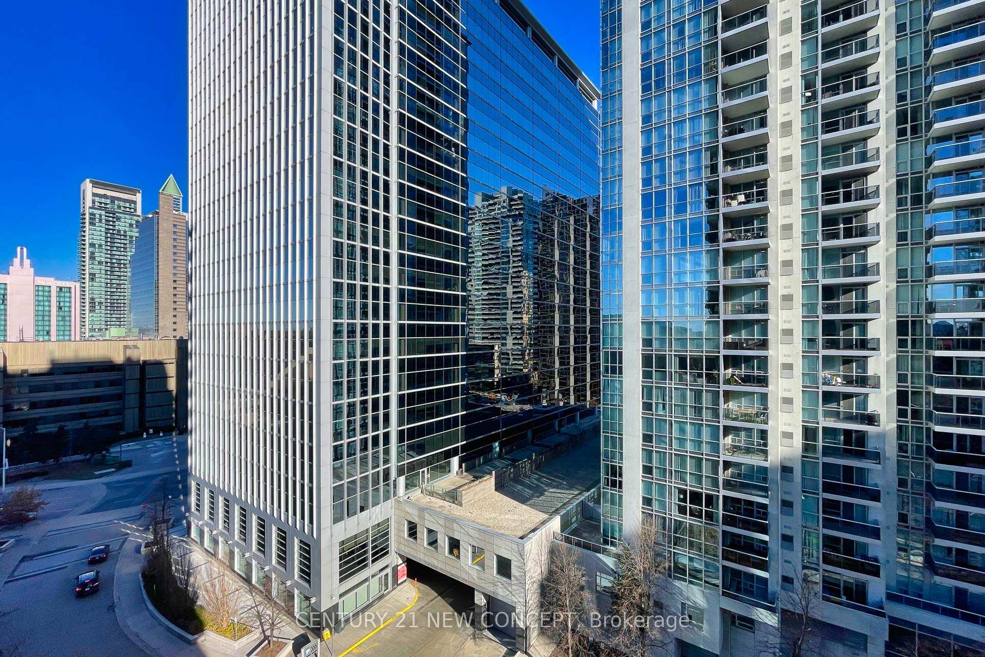 #1112 - 155 beecroft Rd, Toronto, ON M2N7C6 | 1 Bedroom 1 Bathroom Condo Apt | Image 18