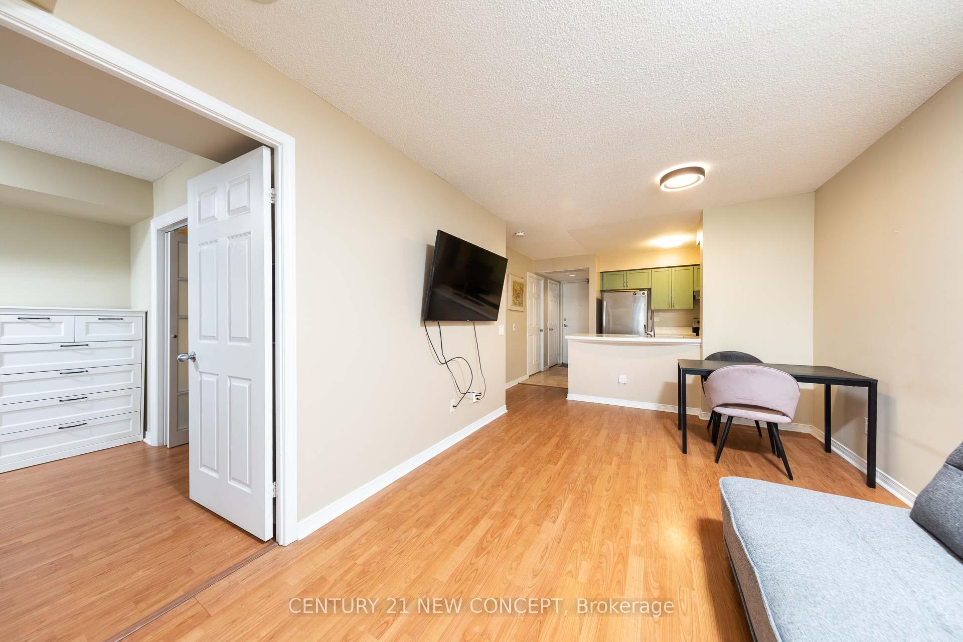 #1112 - 155 beecroft Rd, Toronto, ON M2N7C6 | 1 Bedroom 1 Bathroom Condo Apt | Image 4