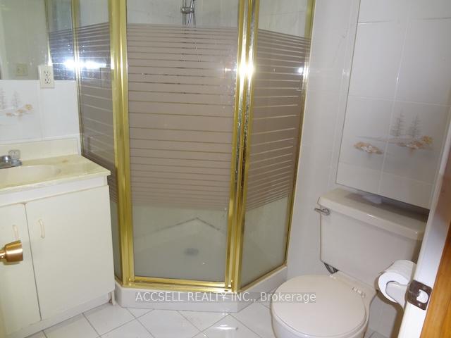 163 Hounslow Ave, Toronto, ON M2N2B3 | 3 Bedroom 2 Bathroom Detached House | Image 17