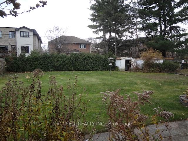 163 Hounslow Ave, Toronto, ON M2N2B3 | 3 Bedroom 2 Bathroom Detached House | Image 2