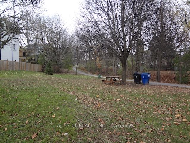 163 Hounslow Ave, Toronto, ON M2N2B3 | 3 Bedroom 2 Bathroom Detached House | Image 20