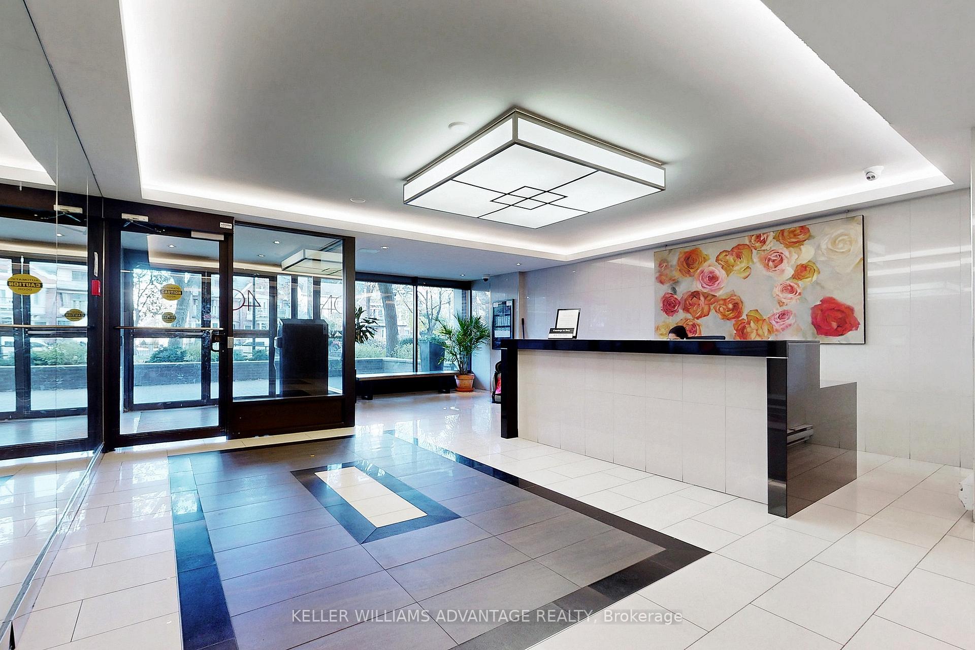 #1608 - 40 Homewood Ave, Toronto, ON M4Y2K2 | 1 Bedroom 1 Bathroom Condo Apt | Image 4