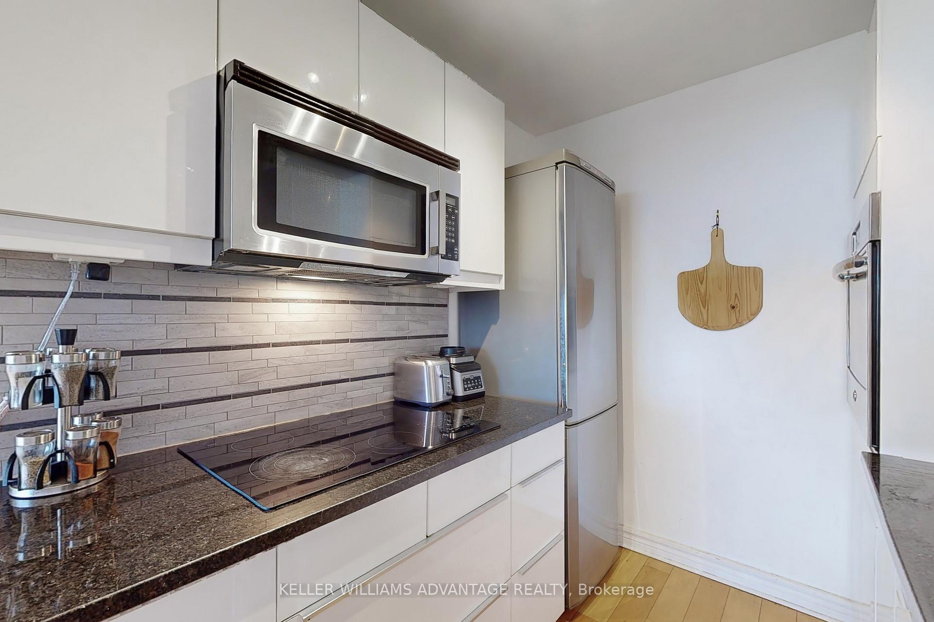 #1608 - 40 Homewood Ave, Toronto, ON M4Y2K2 | 1 Bedroom 1 Bathroom Condo Apt | Image 9