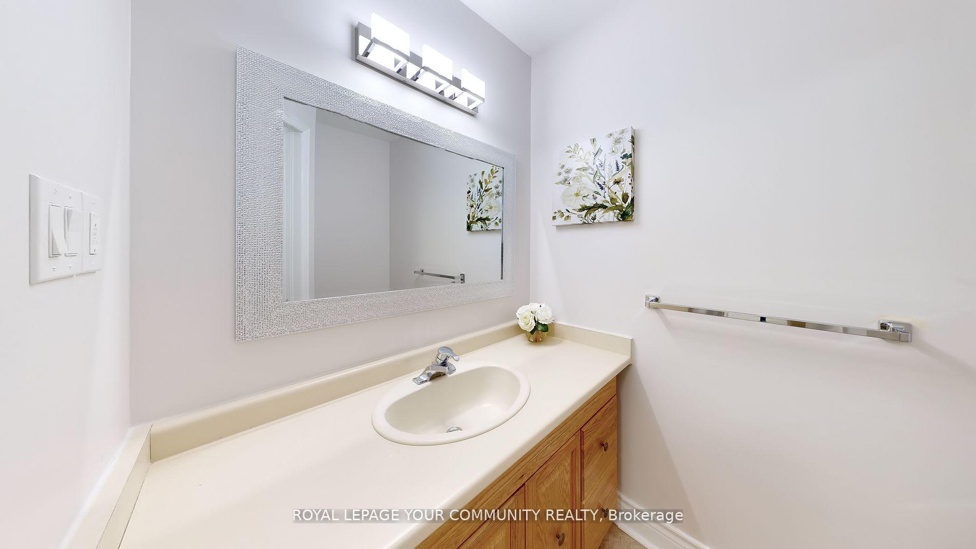 20 Elkpath Ave, Toronto, ON M2L2W1 | 4 Bedroom 4 Bathroom Detached House | Image 20