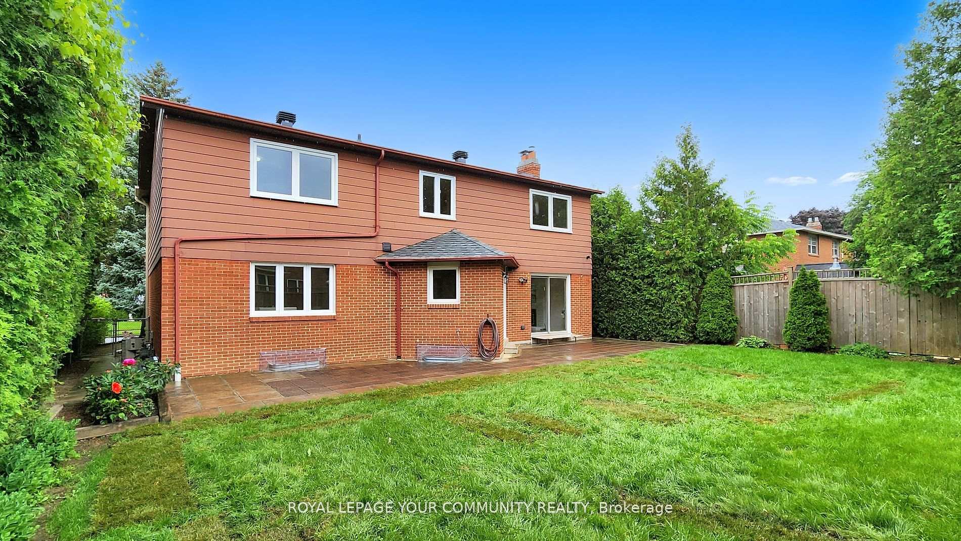 20 Elkpath Ave, Toronto, ON M2L2W1 | 4 Bedroom 4 Bathroom Detached House | Image 40