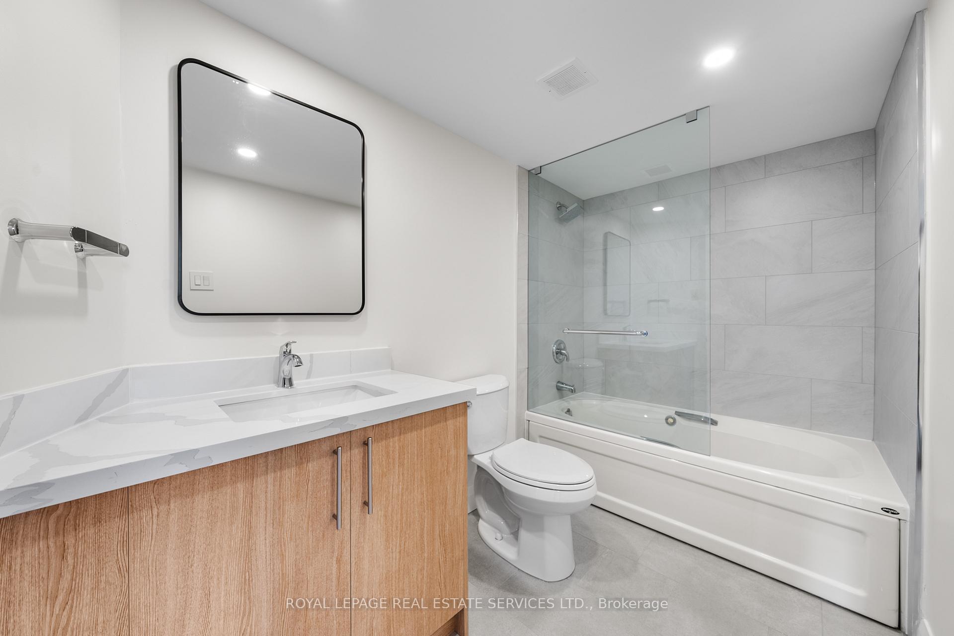 #1605 - 1055 Bay St, Toronto, ON M5S3A3 | 2 Bedroom 2 Bathroom Condo Apt | Image 19