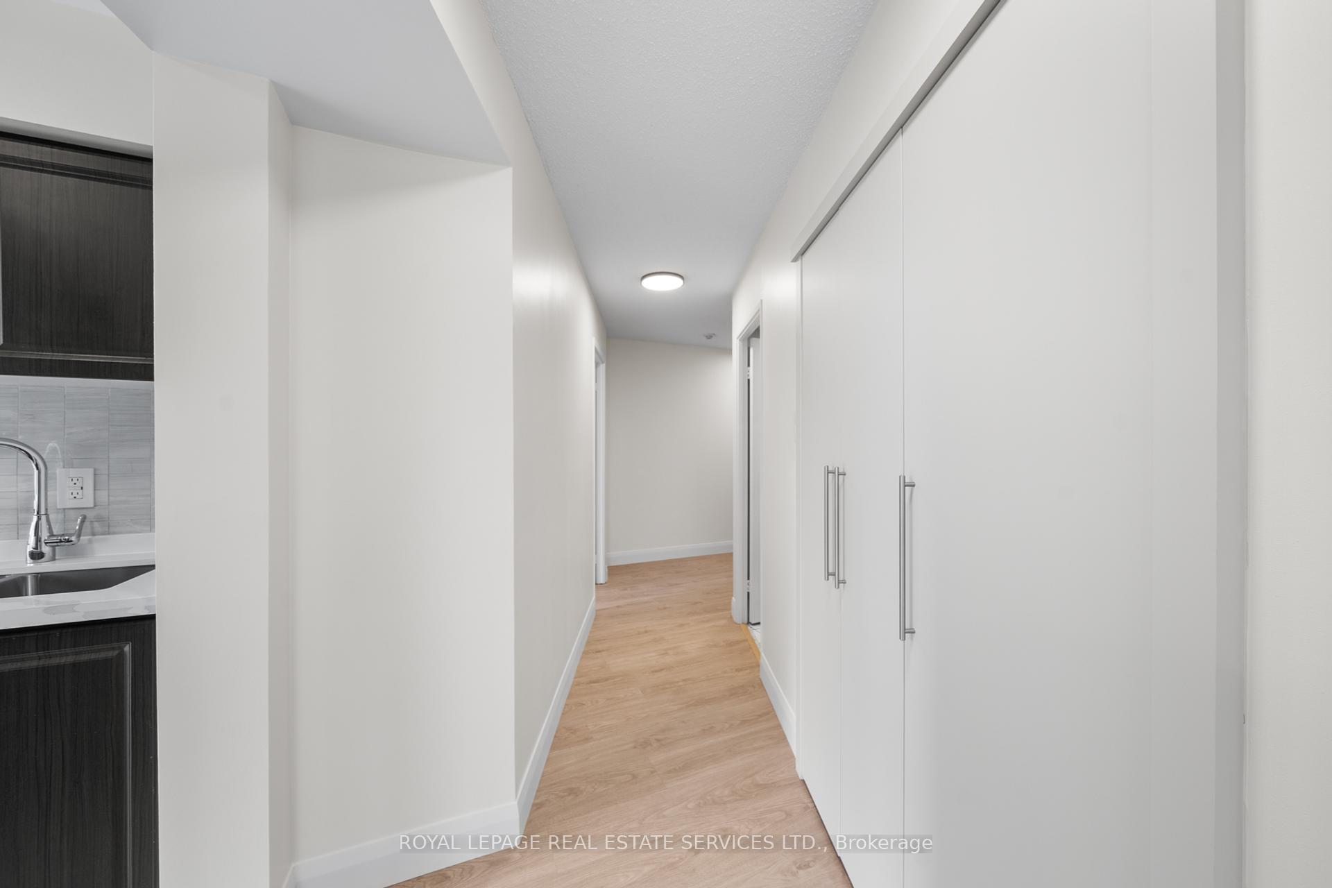 #1605 - 1055 Bay St, Toronto, ON M5S3A3 | 2 Bedroom 2 Bathroom Condo Apt | Image 20