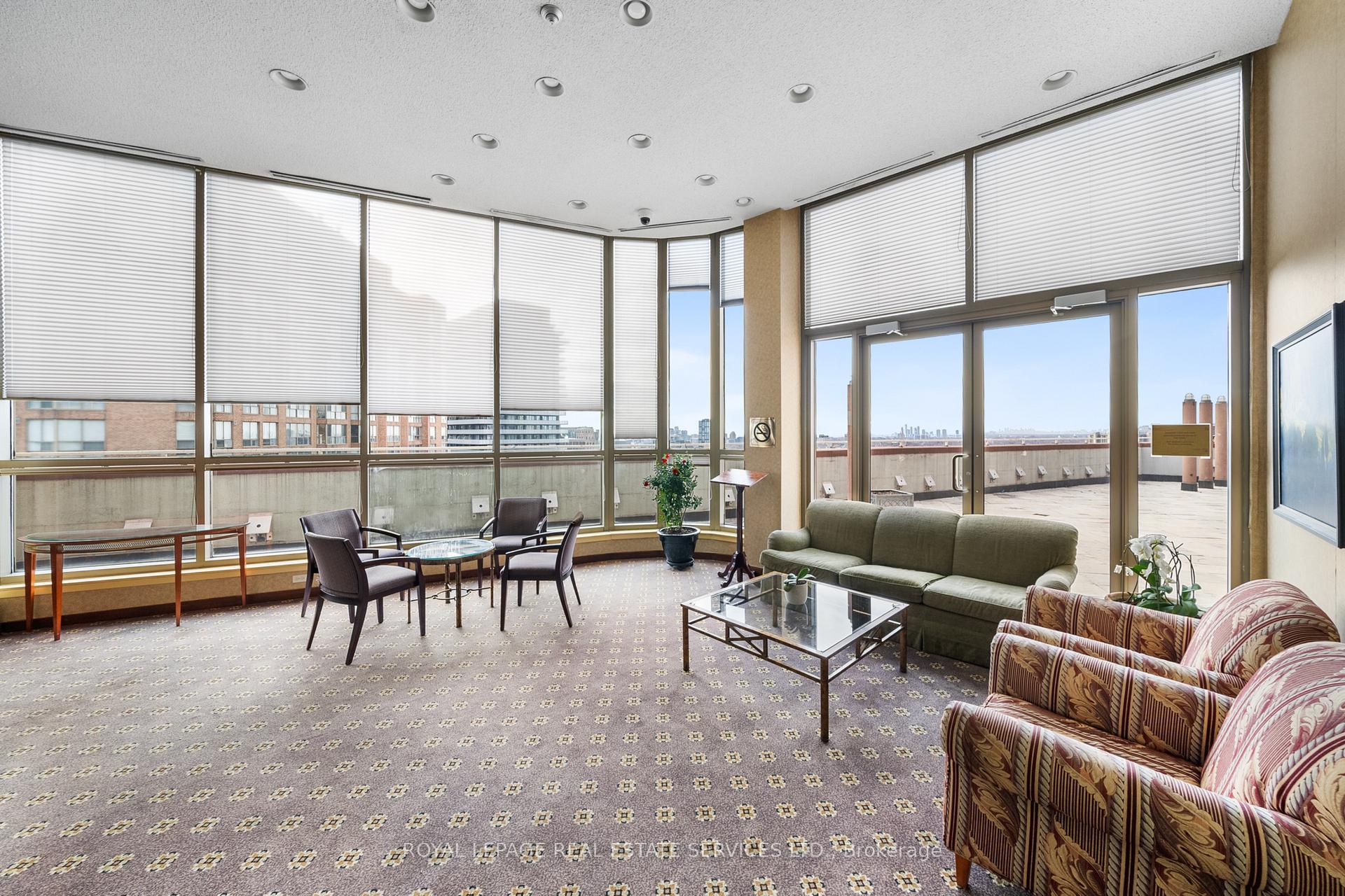 #1605 - 1055 Bay St, Toronto, ON M5S3A3 | 2 Bedroom 2 Bathroom Condo Apt | Image 29