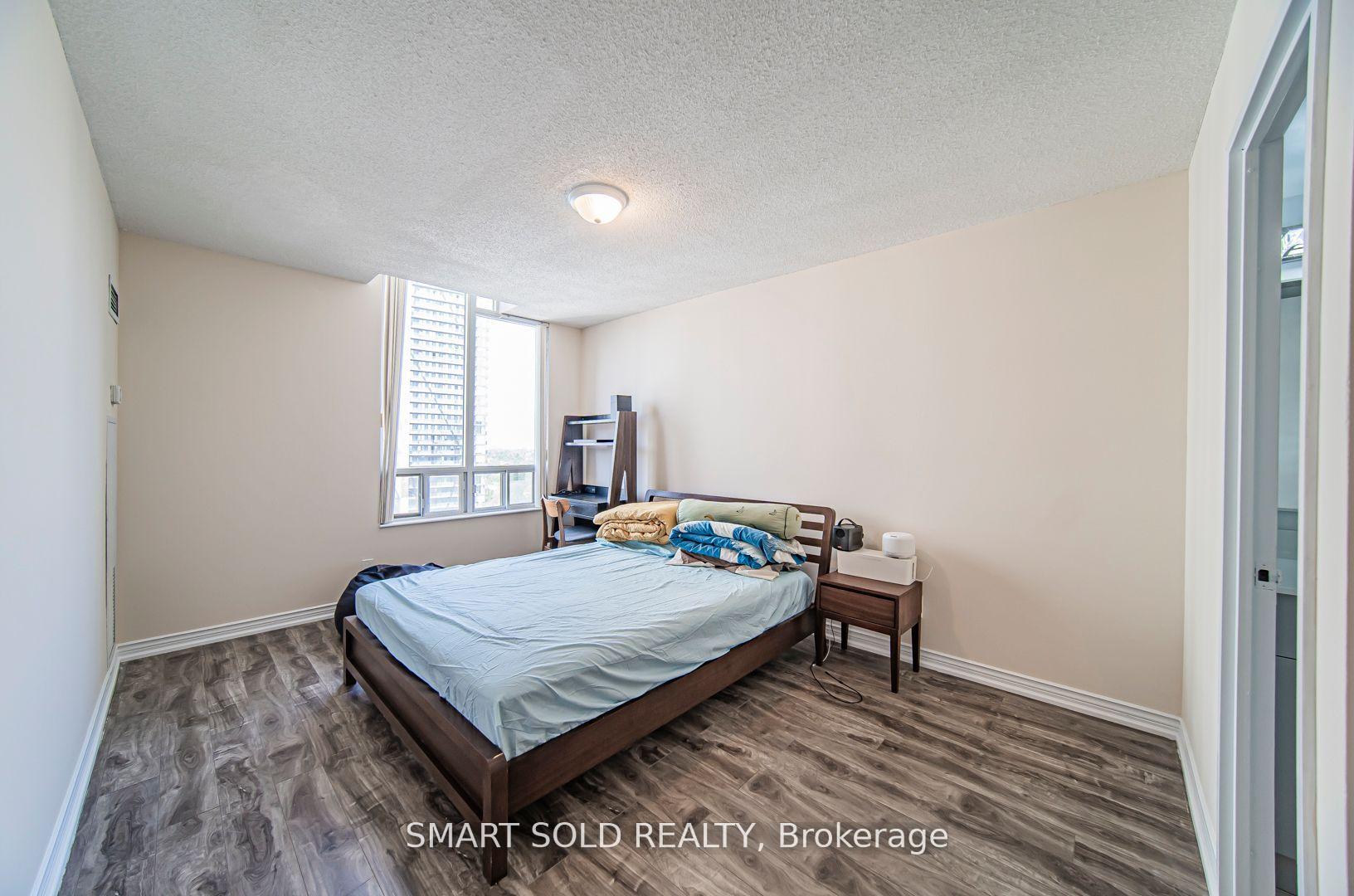 #PH210 - 256 Doris Ave, Toronto, ON M2N6X8 | 3 Bedroom 2 Bathroom Condo Apt | Image 23