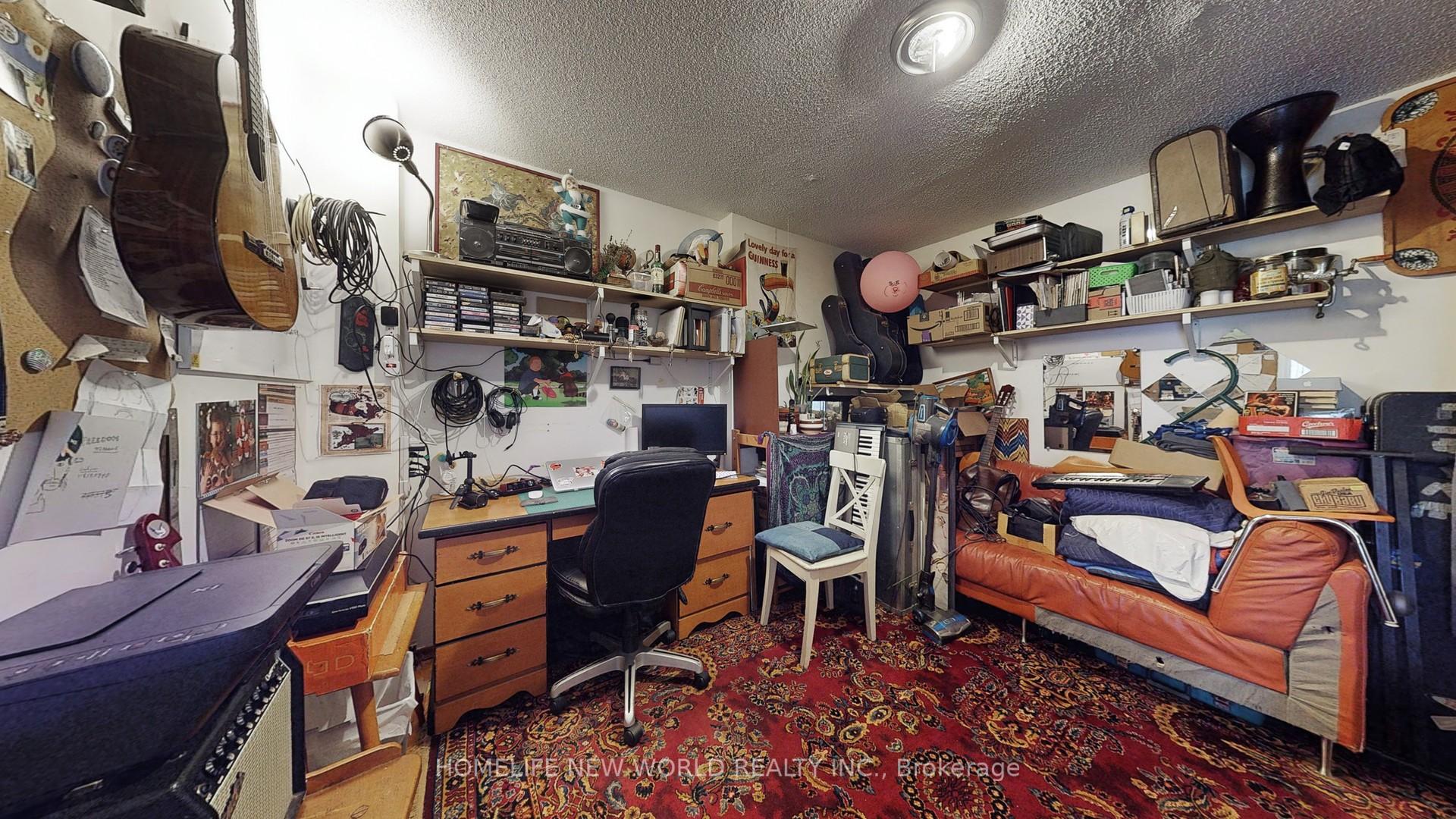 32 Markham St, Toronto, ON M6J2G2 | 4 Bedroom 2 Bathroom Semi-Detached House | Image 11