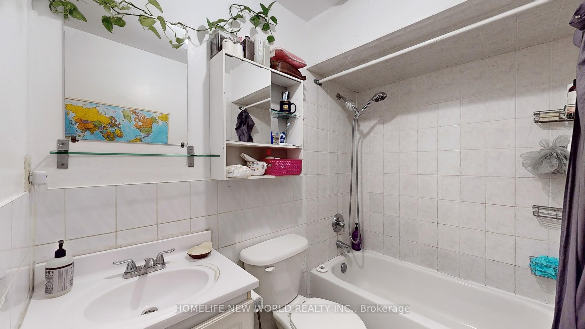 32 Markham St, Toronto, ON M6J2G2 | 4 Bedroom 2 Bathroom Semi-Detached House | Image 18