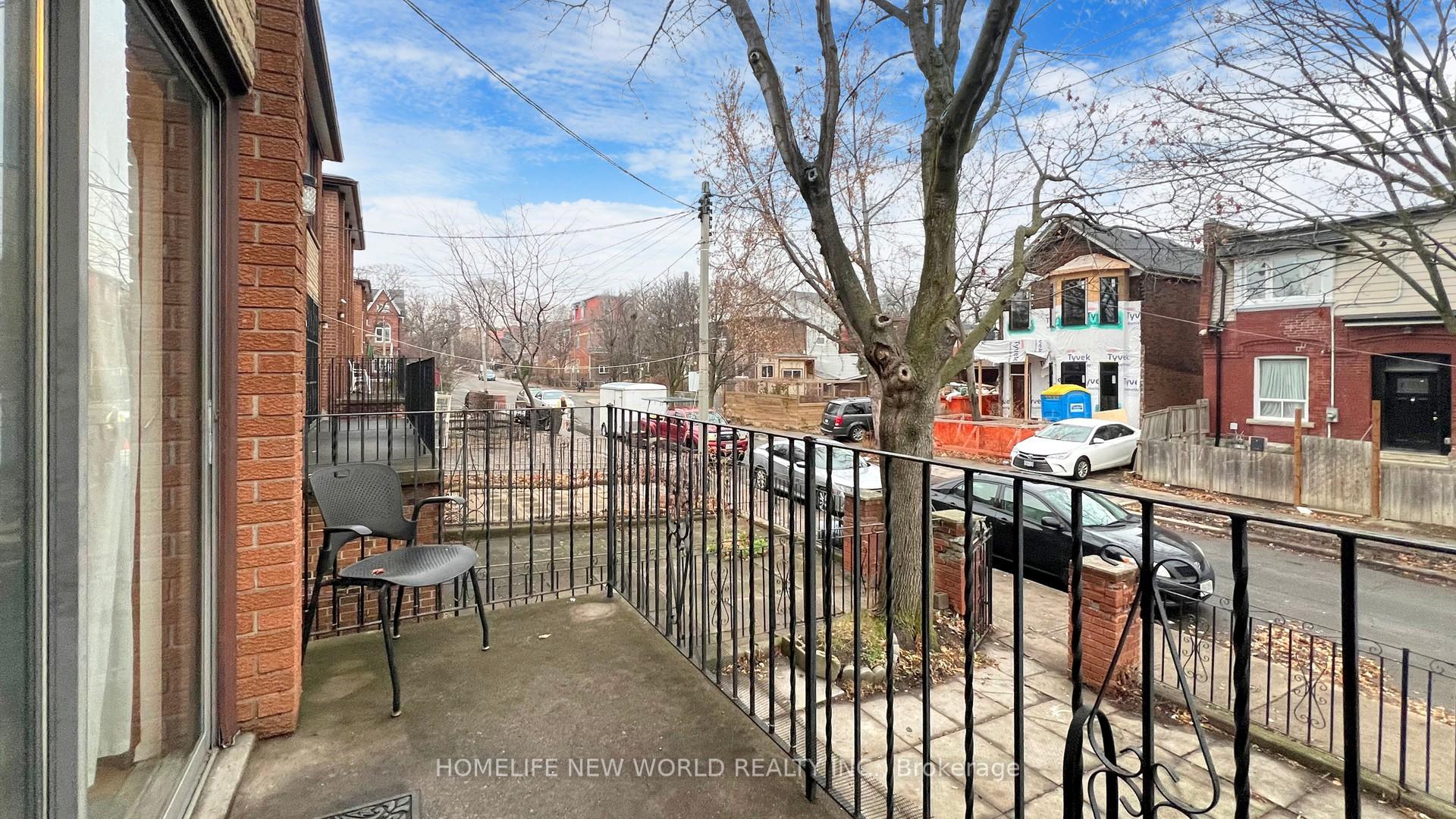 32 Markham St, Toronto, ON M6J2G2 | 4 Bedroom 2 Bathroom Semi-Detached House | Image 23