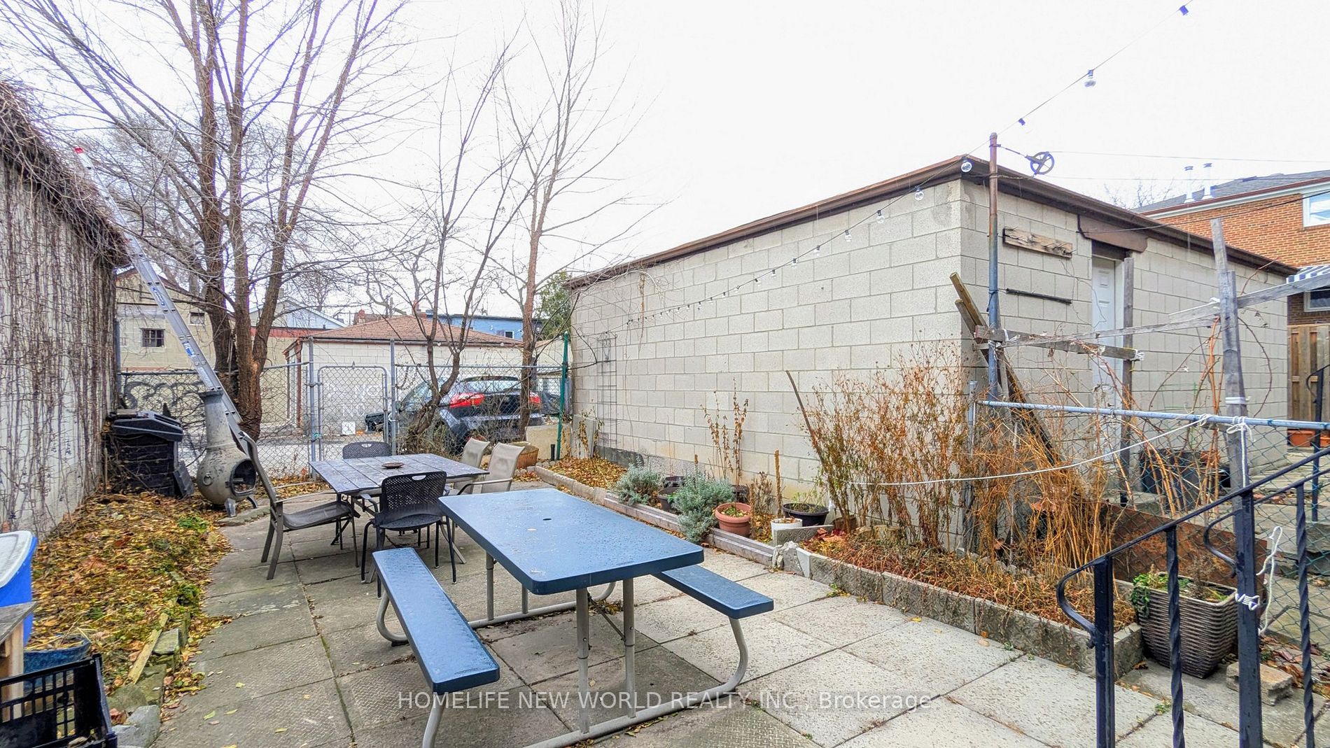 32 Markham St, Toronto, ON M6J2G2 | 4 Bedroom 2 Bathroom Semi-Detached House | Image 34