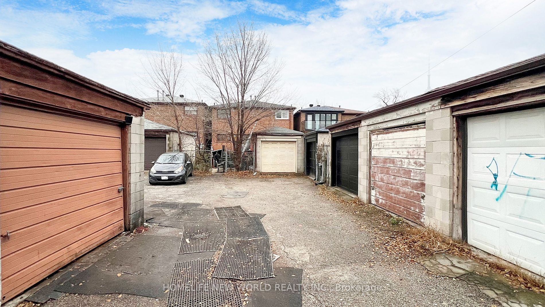 32 Markham St, Toronto, ON M6J2G2 | 4 Bedroom 2 Bathroom Semi-Detached House | Image 35