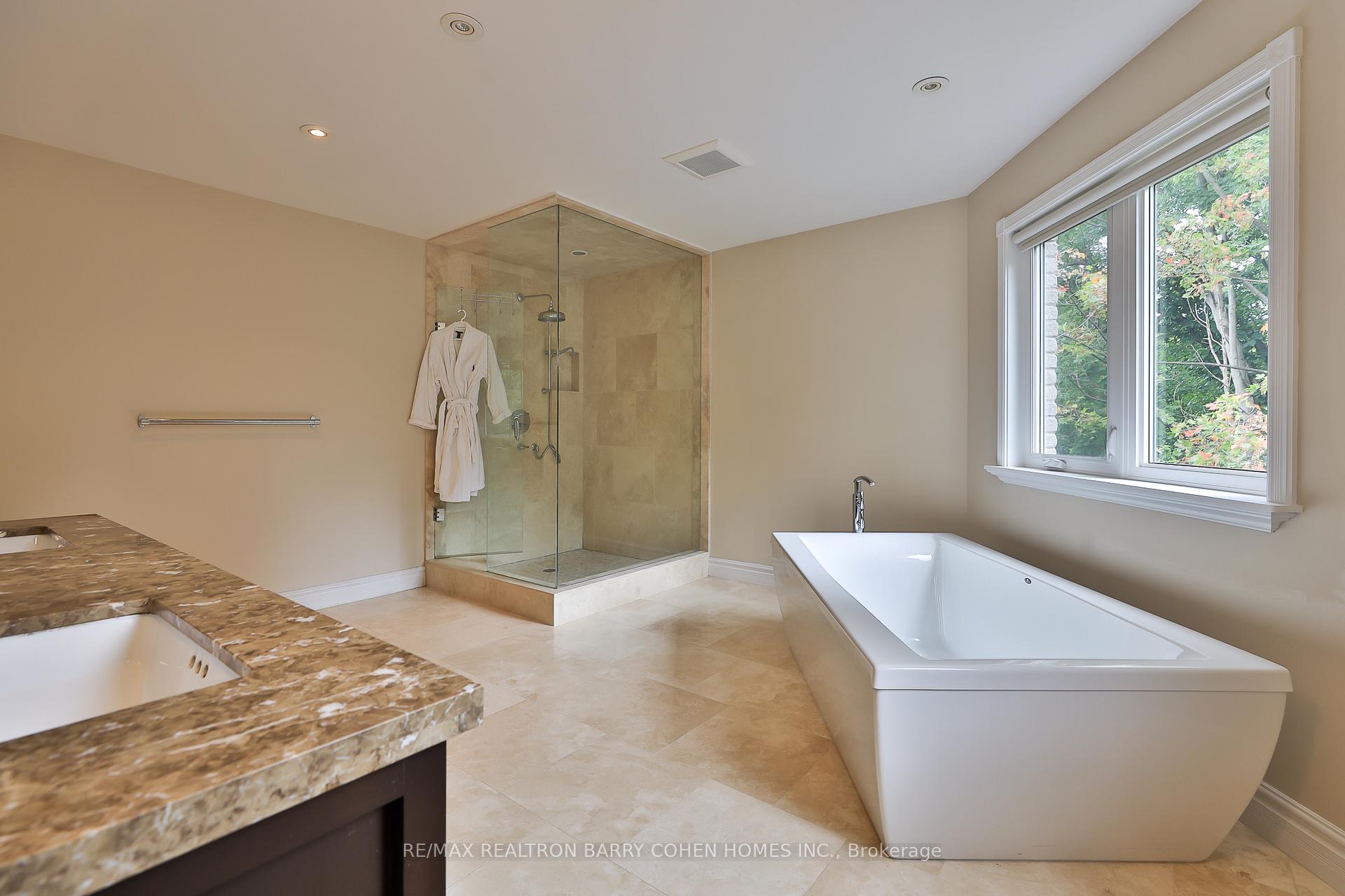 218 Owen Blvd, Toronto, ON M2P1G7 | 4 Bedroom 5 Bathroom Detached House | Image 15