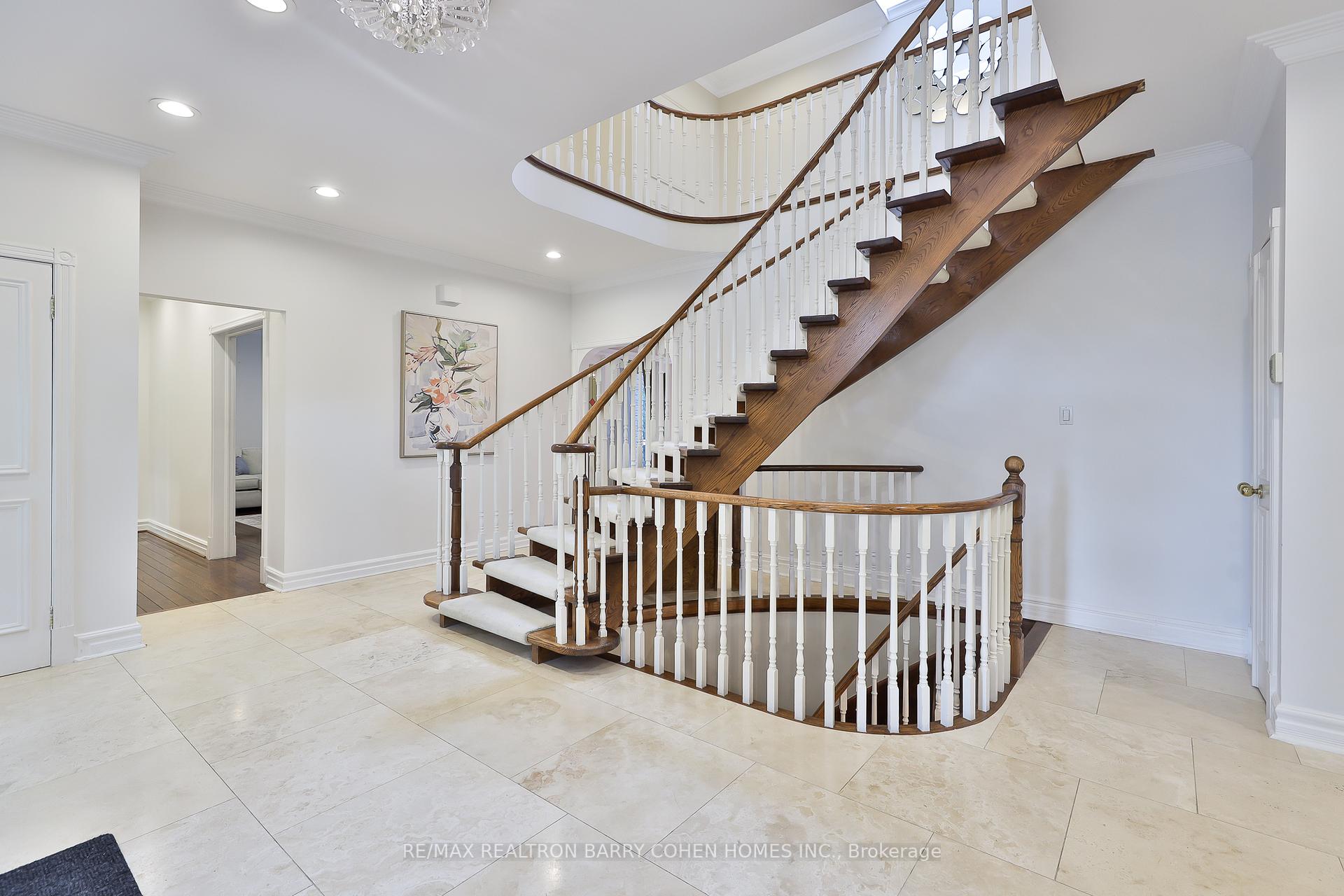218 Owen Blvd, Toronto, ON M2P1G7 | 4 Bedroom 5 Bathroom Detached House | Image 2