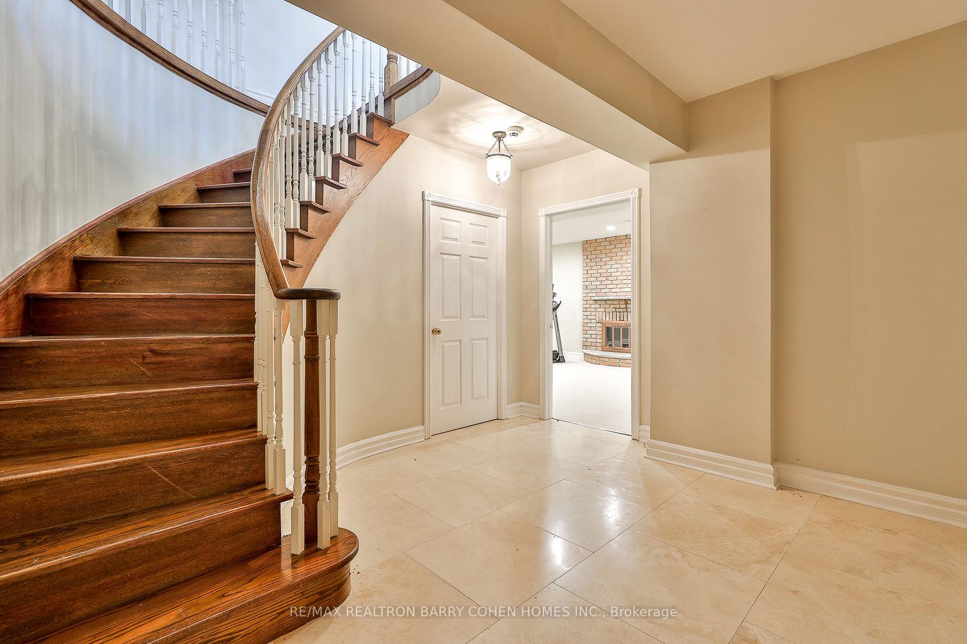 218 Owen Blvd, Toronto, ON M2P1G7 | 4 Bedroom 5 Bathroom Detached House | Image 20