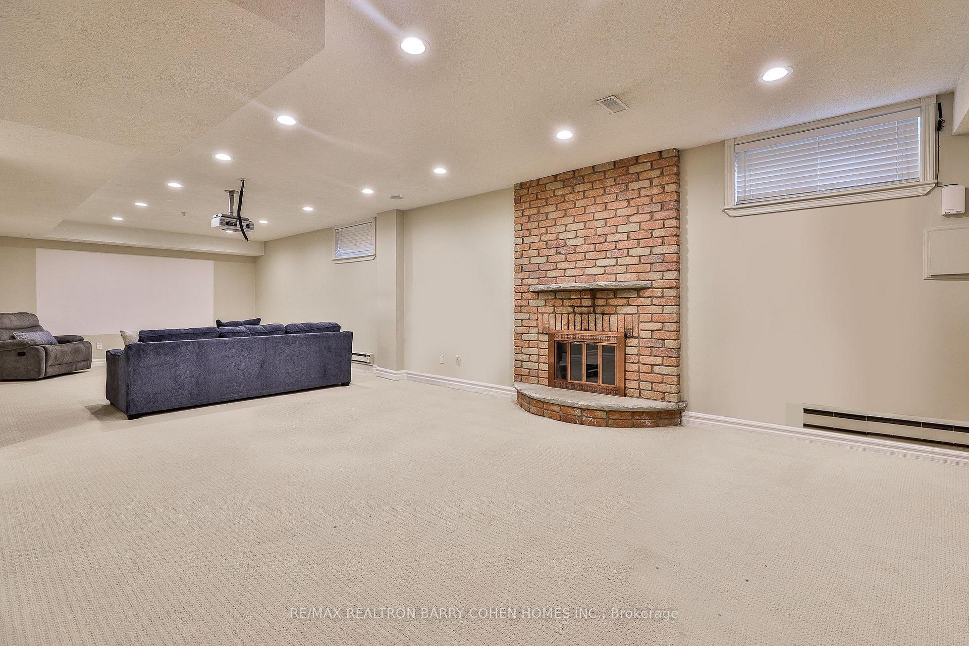 218 Owen Blvd, Toronto, ON M2P1G7 | 4 Bedroom 5 Bathroom Detached House | Image 21