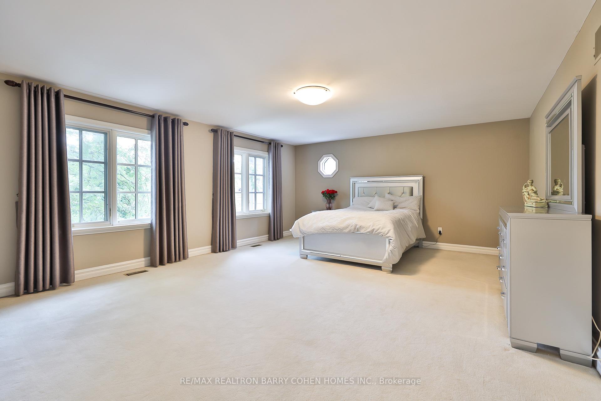 218 Owen Blvd, Toronto, ON M2P1G7 | 4 Bedroom 5 Bathroom Detached House | Image 29