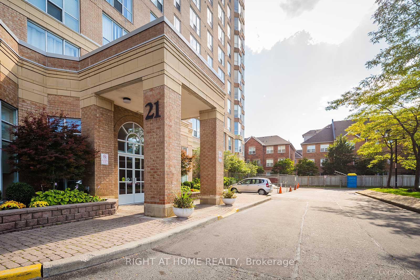 #608 - 11 Thorncliffe Pk Dr, Toronto, ON M4H1P3 | 2 Bedroom 2 Bathroom Condo Apt | Image 9