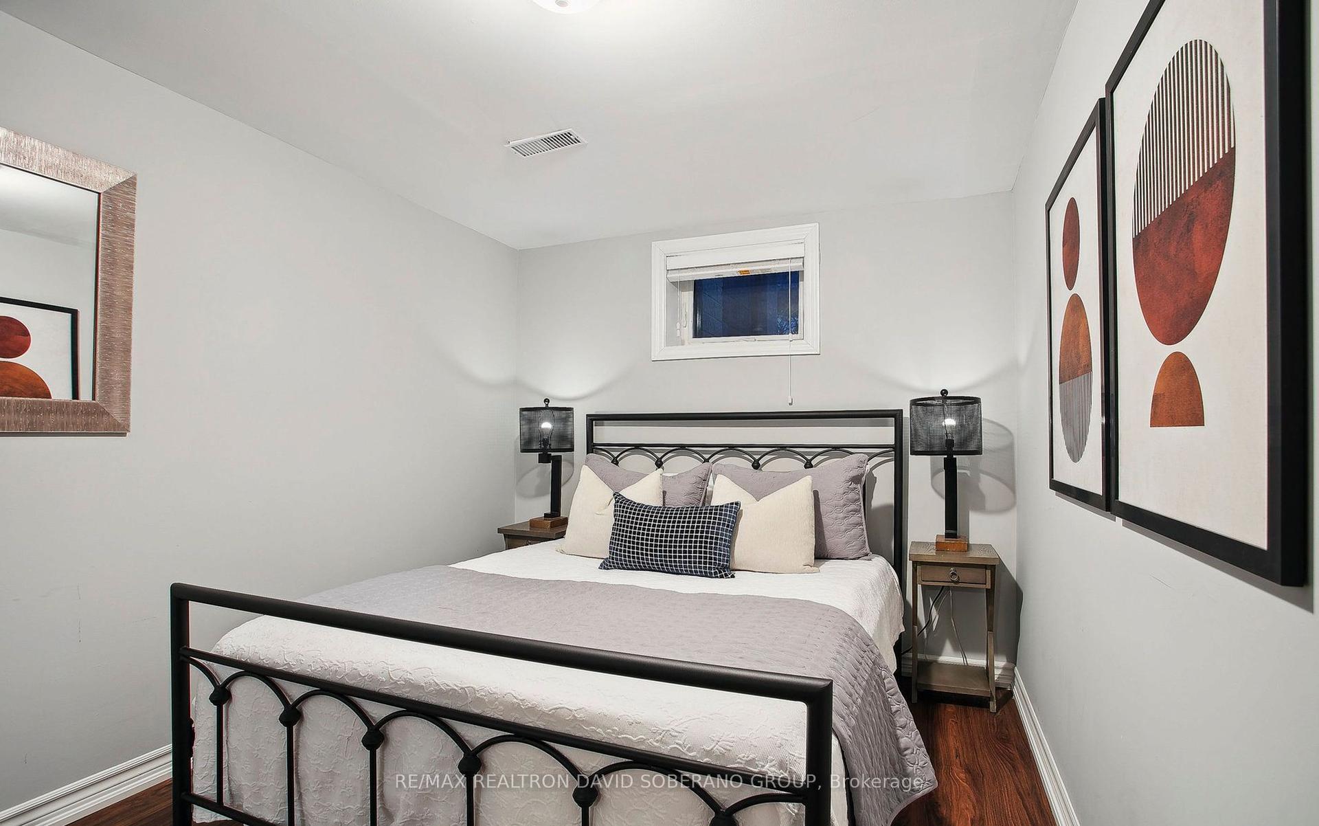 19 Vinci Cres, Toronto, ON M3H2Y6 | 3 Bedroom 2 Bathroom Detached House | Image 27
