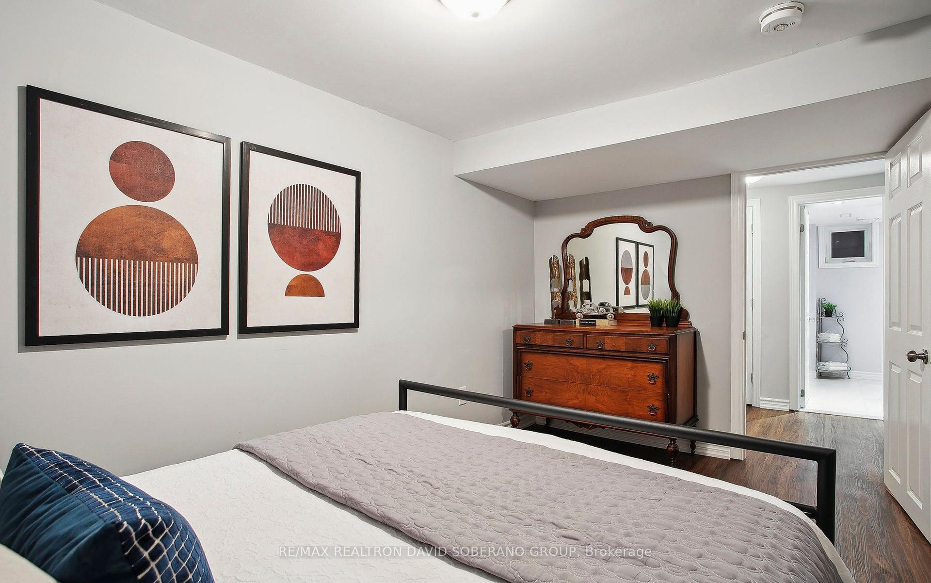 19 Vinci Cres, Toronto, ON M3H2Y6 | 3 Bedroom 2 Bathroom Detached House | Image 28