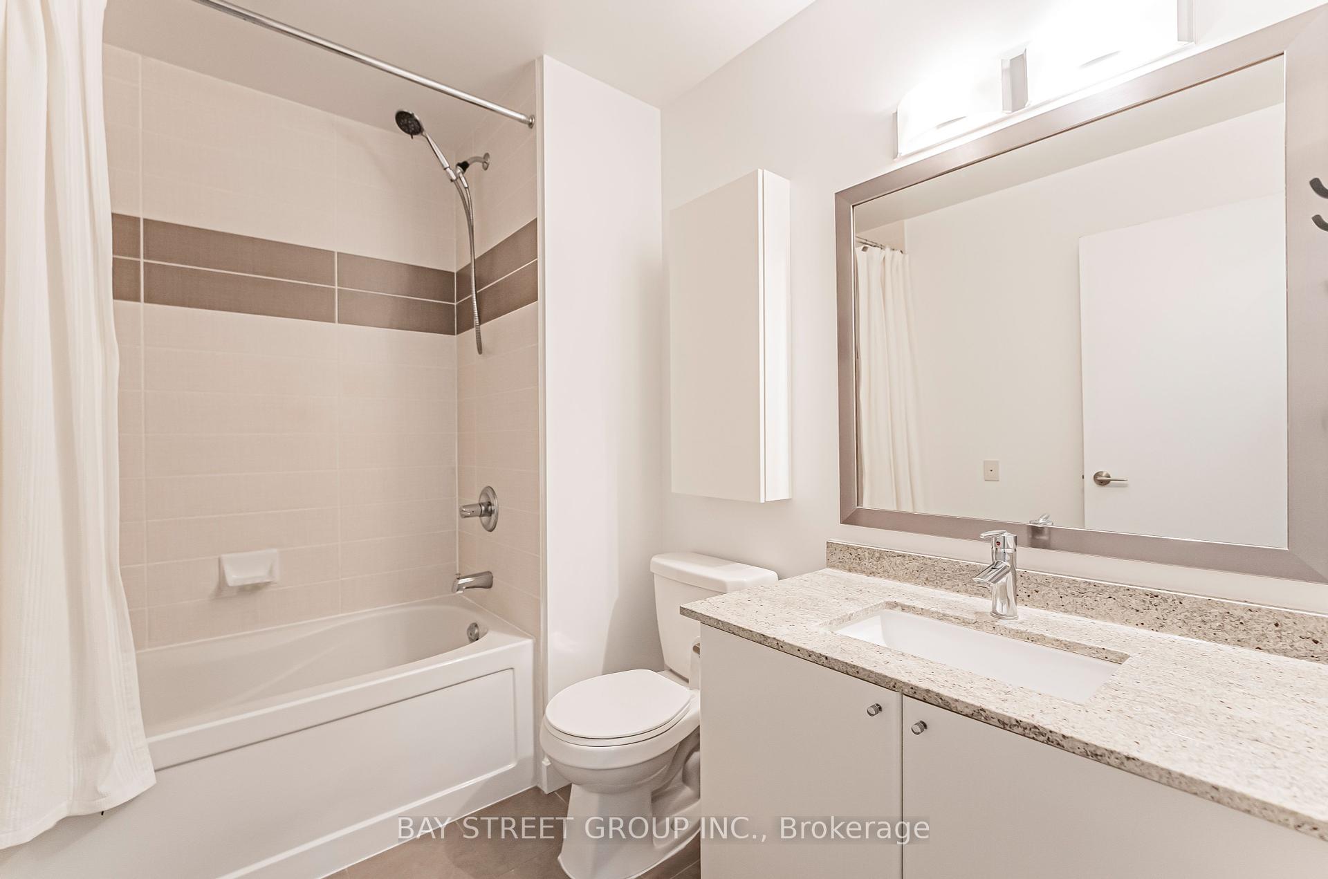 #2907 - 33 Bay St, Toronto, ON M5J2Z3 | 1 Bedroom 1 Bathroom Condo Apt | Image 11