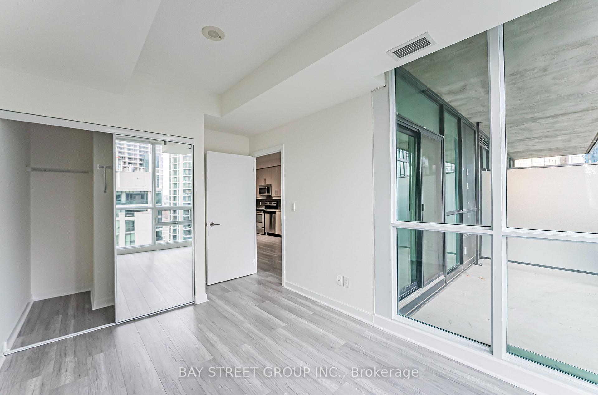 #2907 - 33 Bay St, Toronto, ON M5J2Z3 | 1 Bedroom 1 Bathroom Condo Apt | Image 20