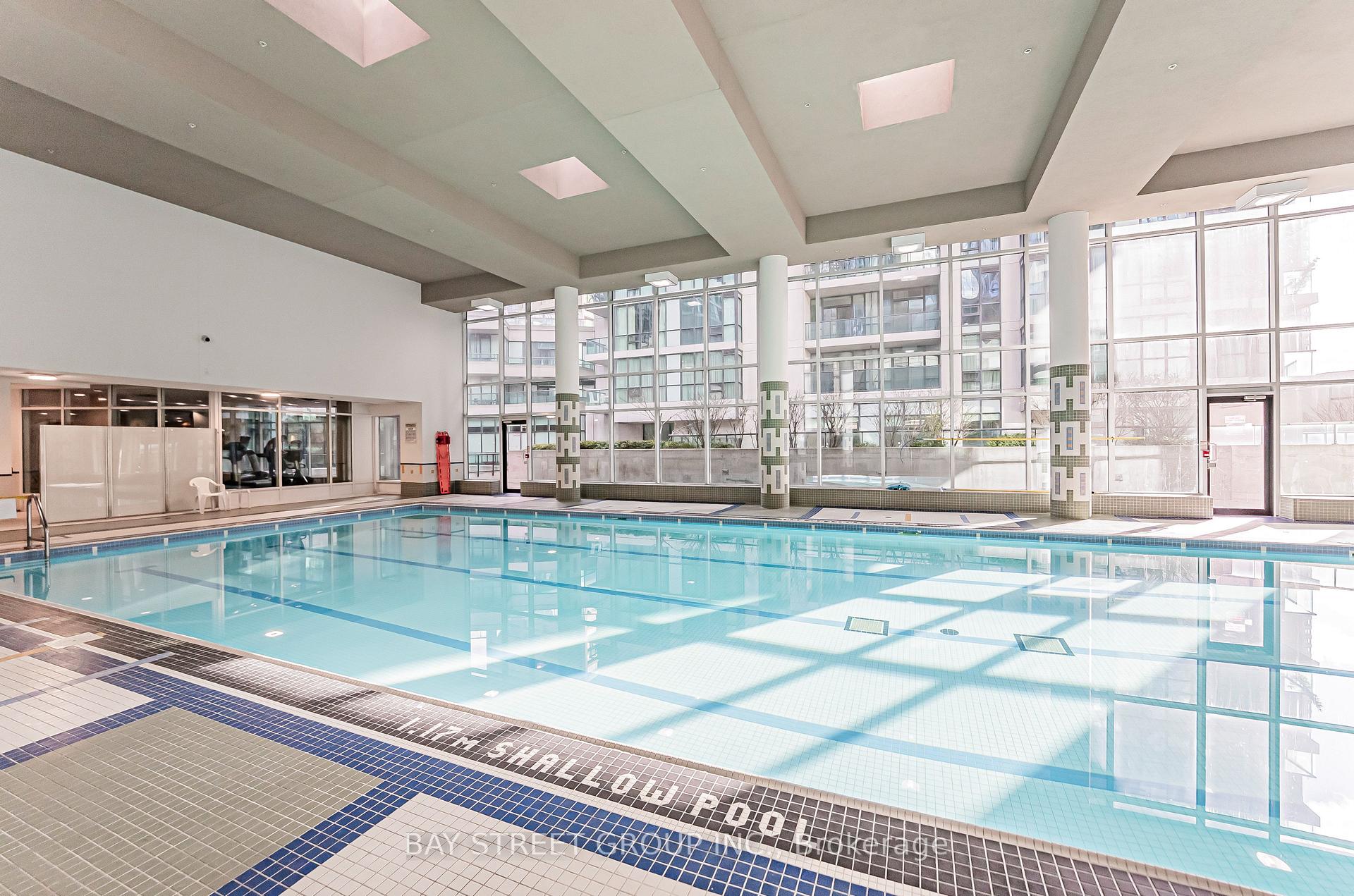 #2907 - 33 Bay St, Toronto, ON M5J2Z3 | 1 Bedroom 1 Bathroom Condo Apt | Image 23