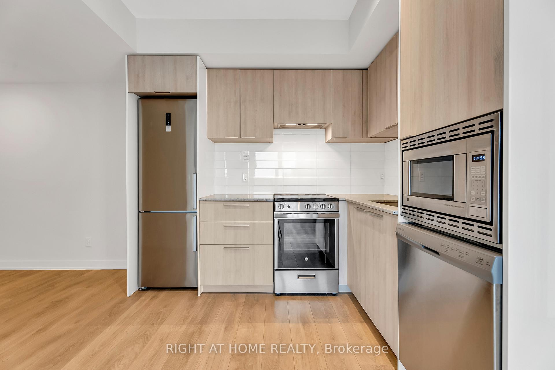#1212 - 501 Yonge St, Toronto, ON M4Y0G8 | 3 Bedroom 2 Bathroom Condo Apt | Image 7