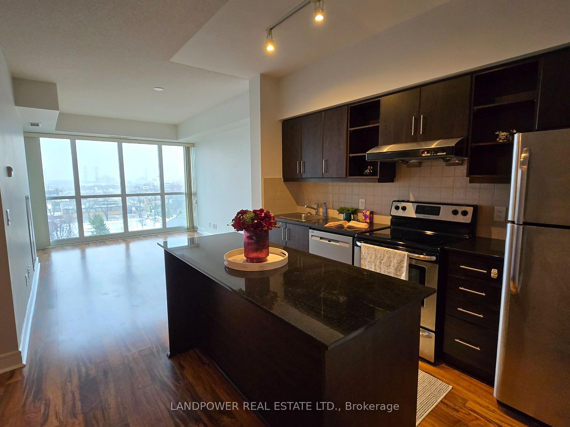 #710 - 35 Brian Peck Cres, Toronto, ON M4G0A5 | 2 Bedroom 2 Bathroom Condo Apt | Image 4