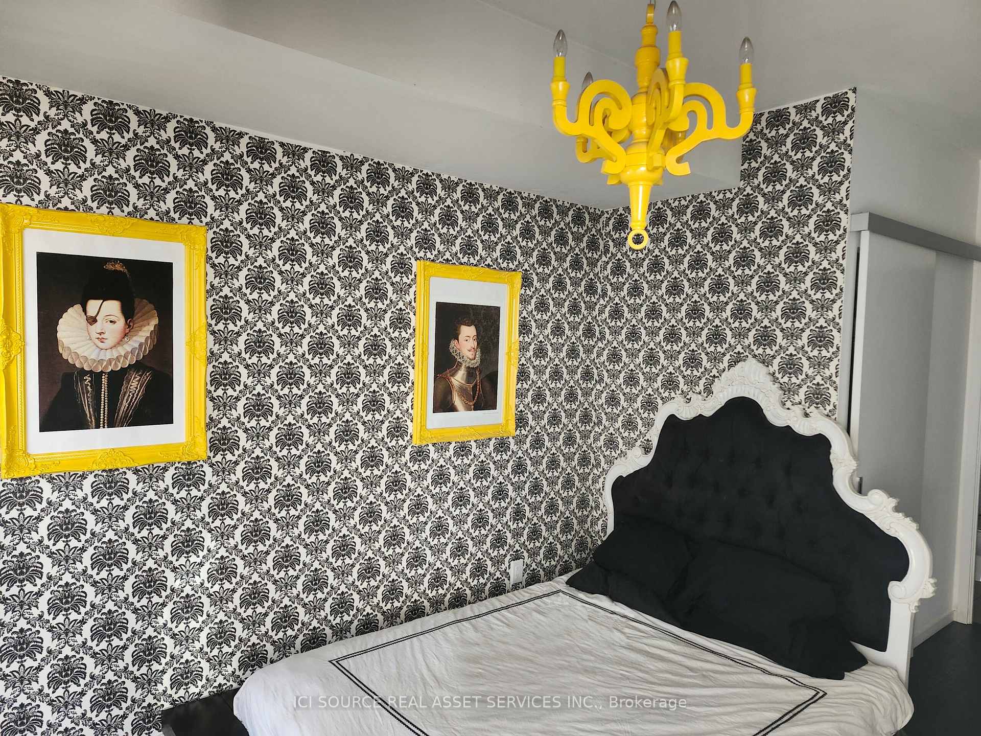 #507 - 8 Charlotte St, Toronto, ON M5V0K4 | 1 Bedroom 2 Bathroom Condo Apt | Image 1