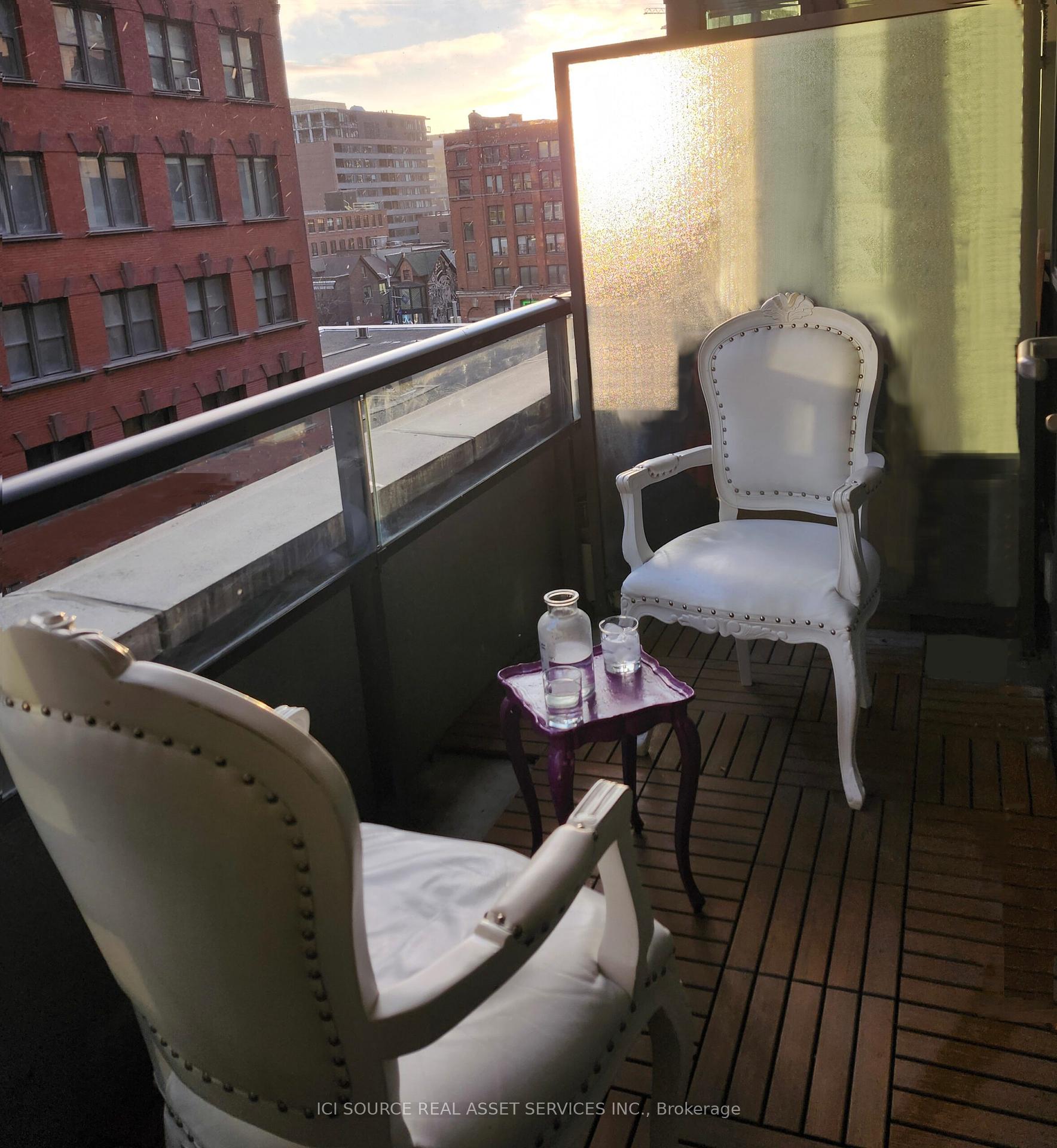 #507 - 8 Charlotte St, Toronto, ON M5V0K4 | 1 Bedroom 2 Bathroom Condo Apt | Image 15