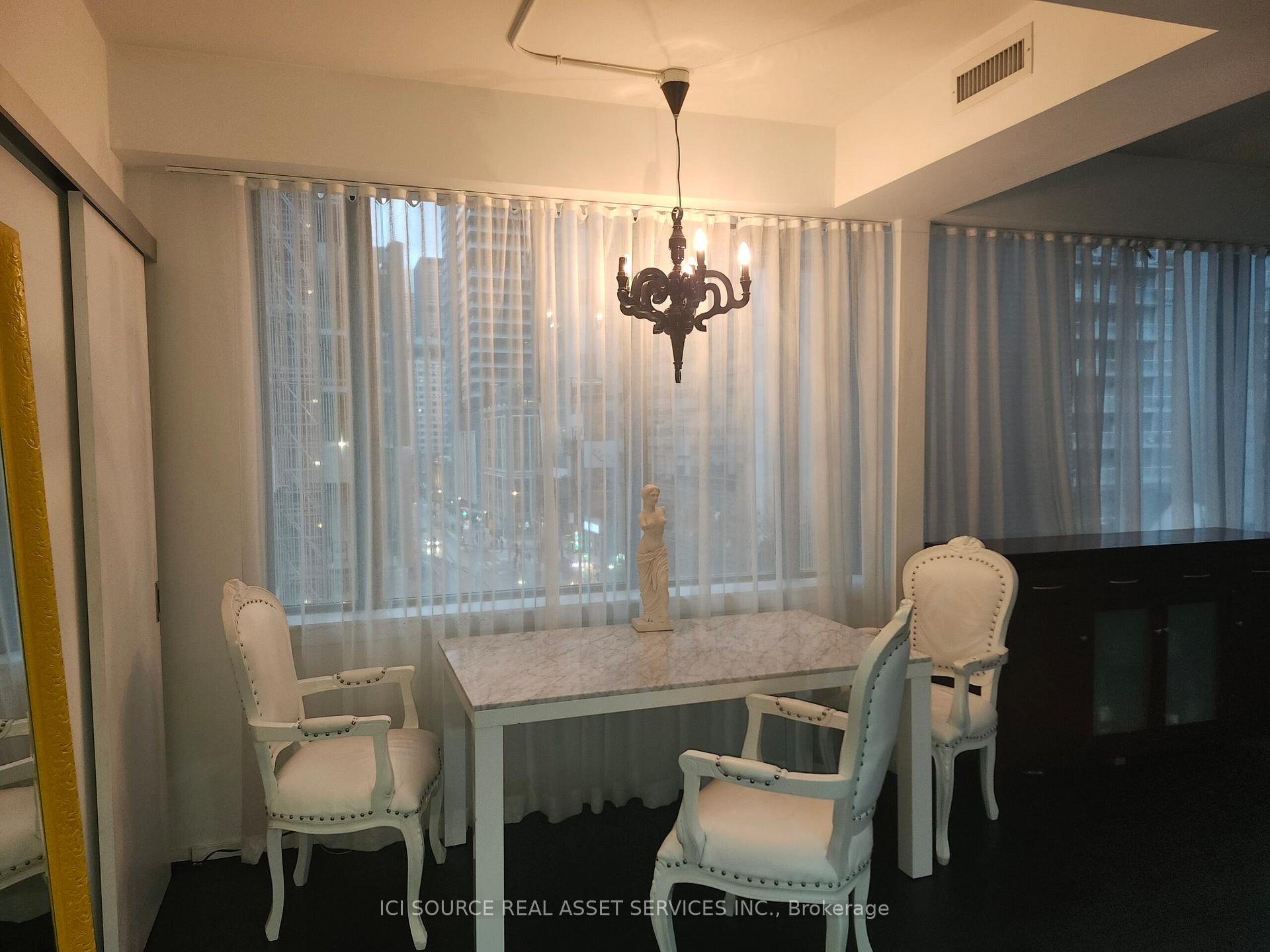 #507 - 8 Charlotte St, Toronto, ON M5V0K4 | 1 Bedroom 2 Bathroom Condo Apt | Image 8