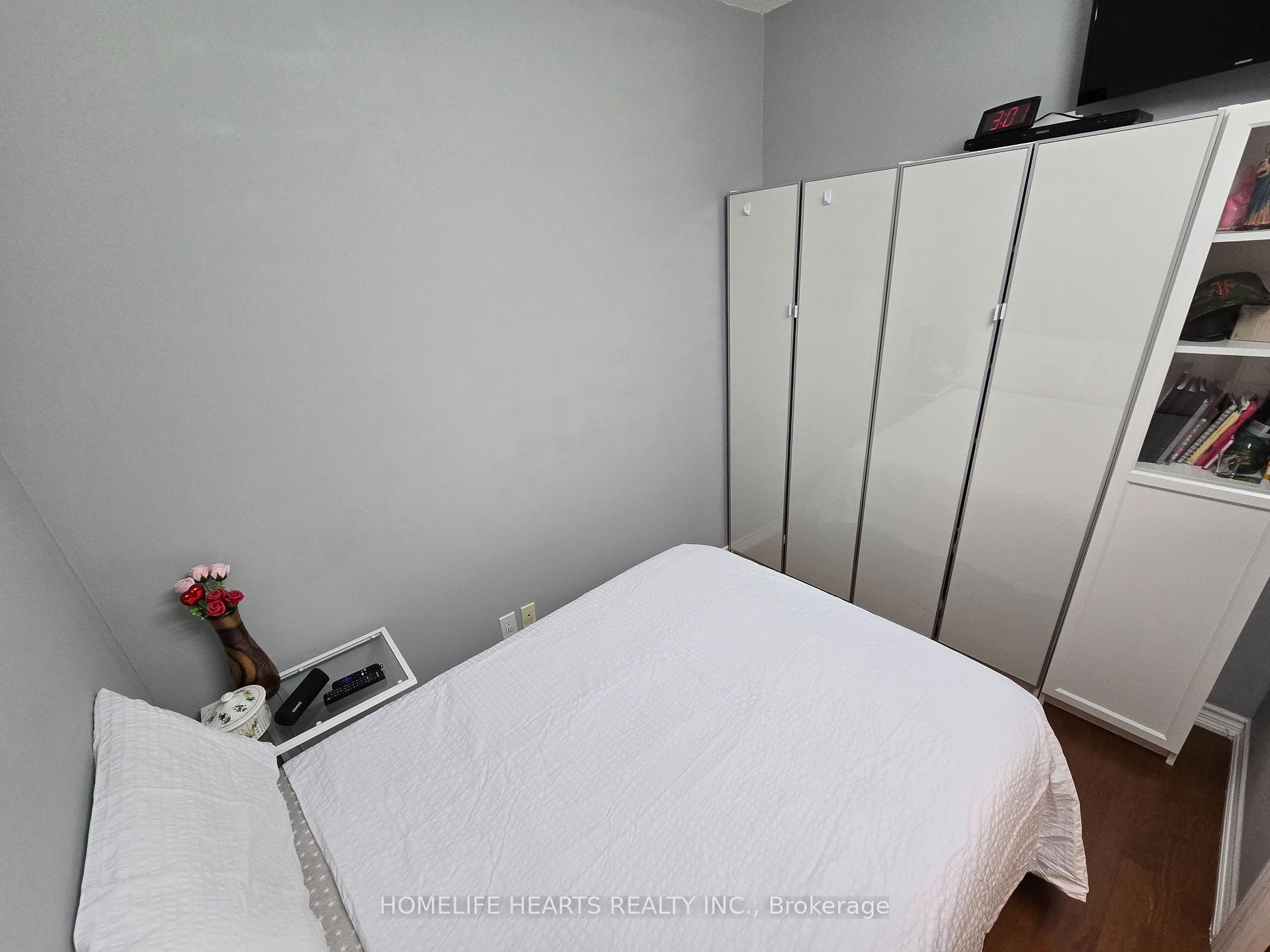 #401 - 4200 Bathurst St, Toronto, ON M3H6C7 | 1 Bedroom 2 Bathroom Condo Apt | Image 10