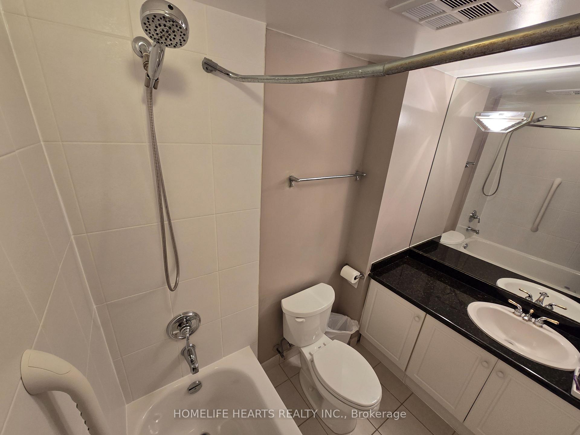 #401 - 4200 Bathurst St, Toronto, ON M3H6C7 | 1 Bedroom 2 Bathroom Condo Apt | Image 13