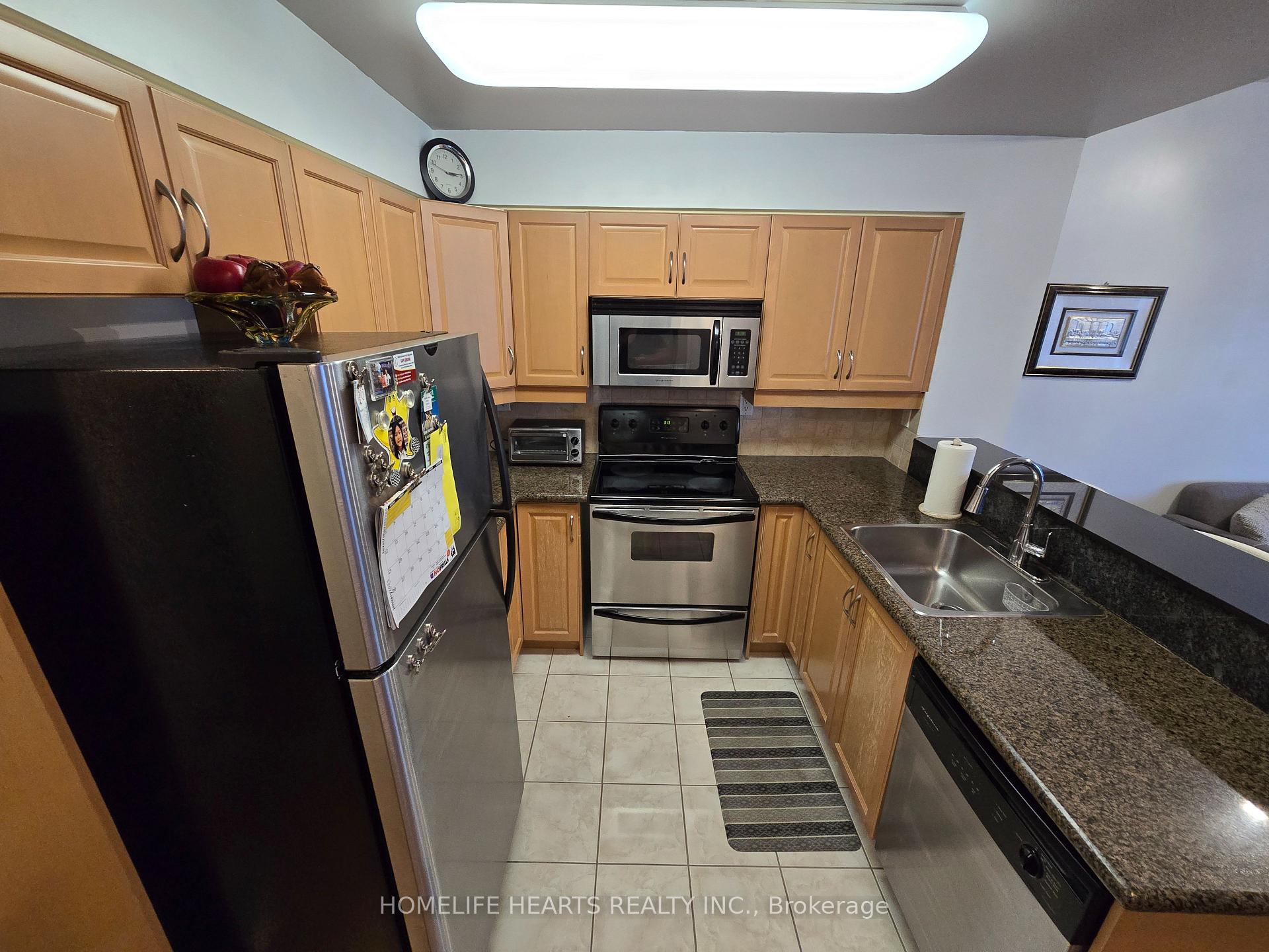 #401 - 4200 Bathurst St, Toronto, ON M3H6C7 | 1 Bedroom 2 Bathroom Condo Apt | Image 6