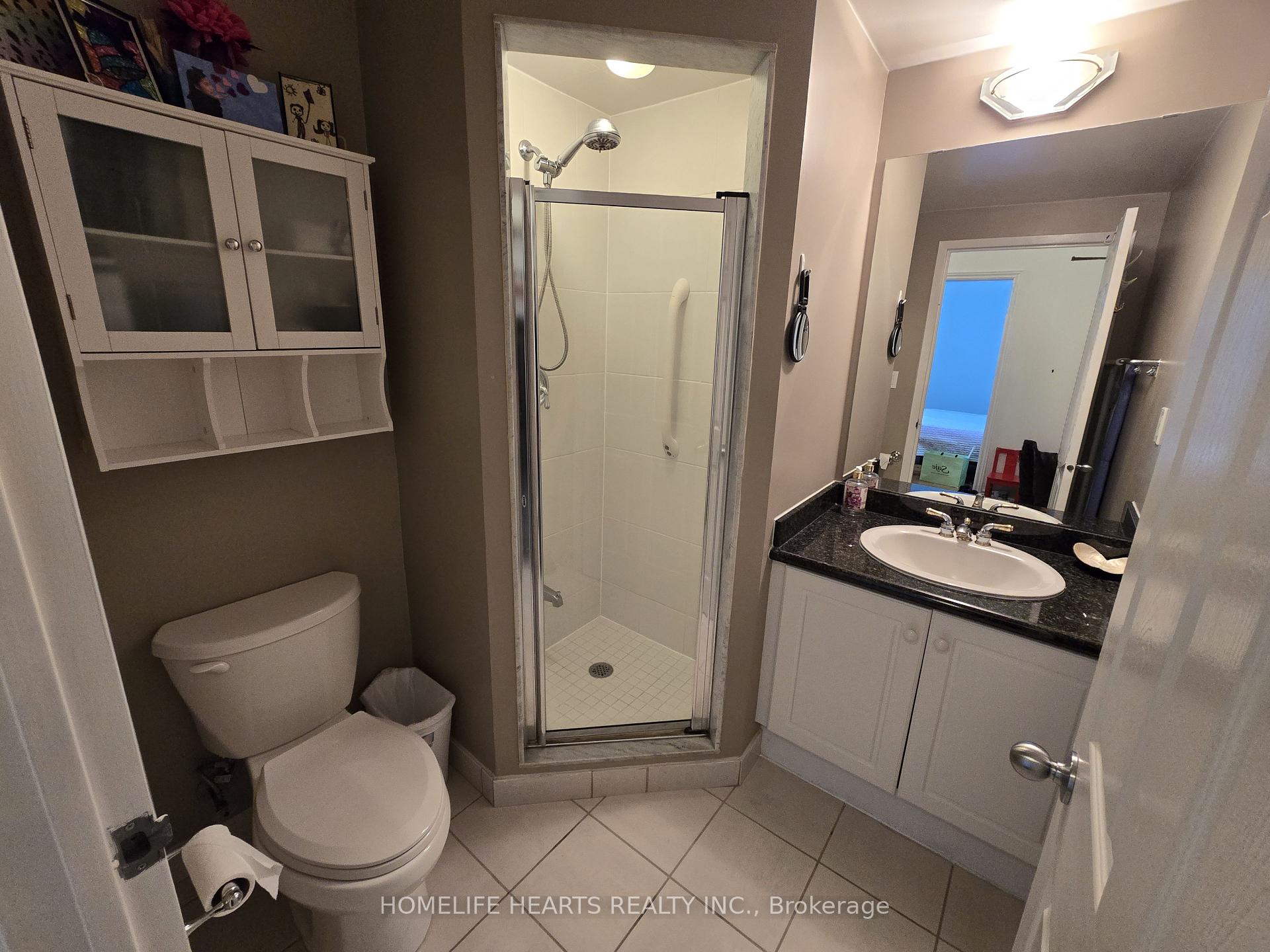 #401 - 4200 Bathurst St, Toronto, ON M3H6C7 | 1 Bedroom 2 Bathroom Condo Apt | Image 8