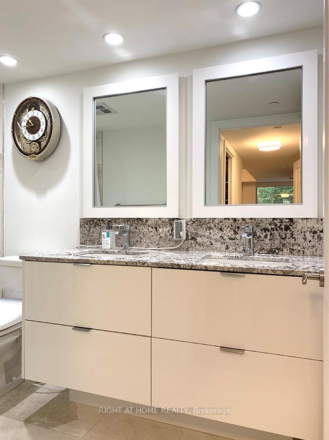 #110 - 80 Vanauley St, Toronto, ON M5T0C9 | 2 Bedroom 3 Bathroom Condo Apt | Image 21