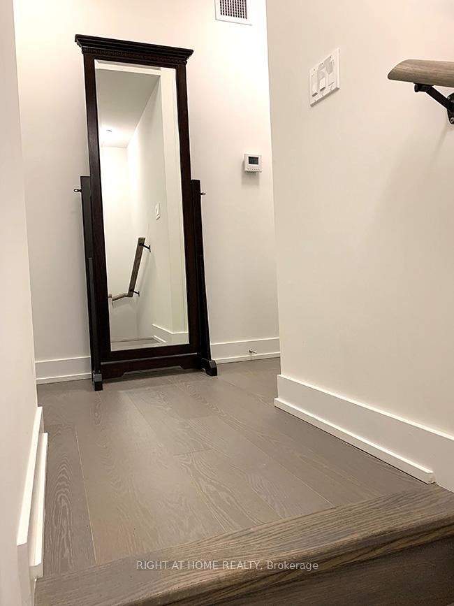 #110 - 80 Vanauley St, Toronto, ON M5T0C9 | 2 Bedroom 3 Bathroom Condo Apt | Image 27