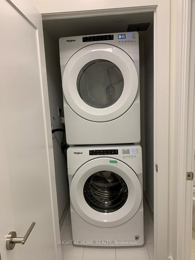 #110 - 80 Vanauley St, Toronto, ON M5T0C9 | 2 Bedroom 3 Bathroom Condo Apt | Image 29