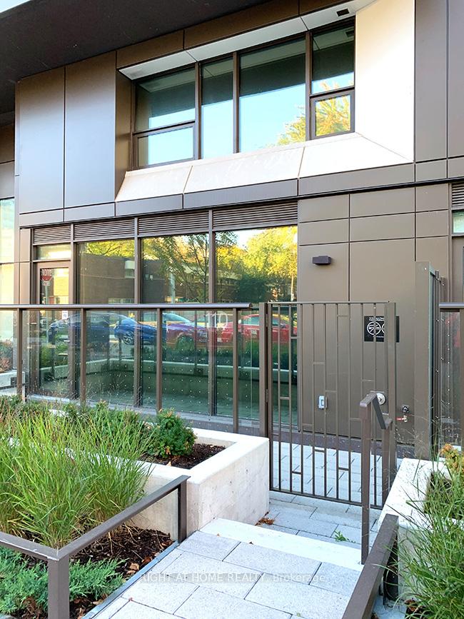 #110 - 80 Vanauley St, Toronto, ON M5T0C9 | 2 Bedroom 3 Bathroom Condo Apt | Image 4