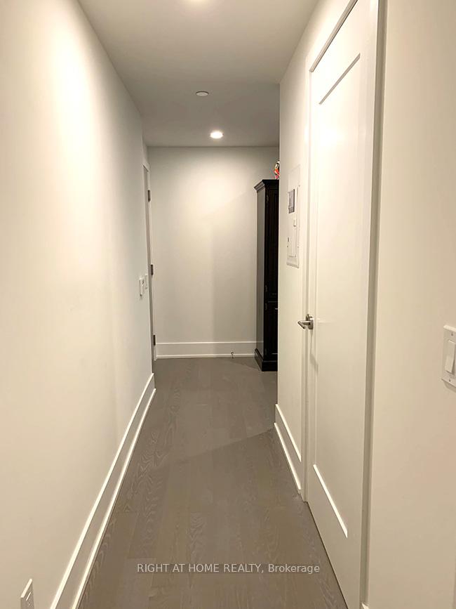 #110 - 80 Vanauley St, Toronto, ON M5T0C9 | 2 Bedroom 3 Bathroom Condo Apt | Image 9