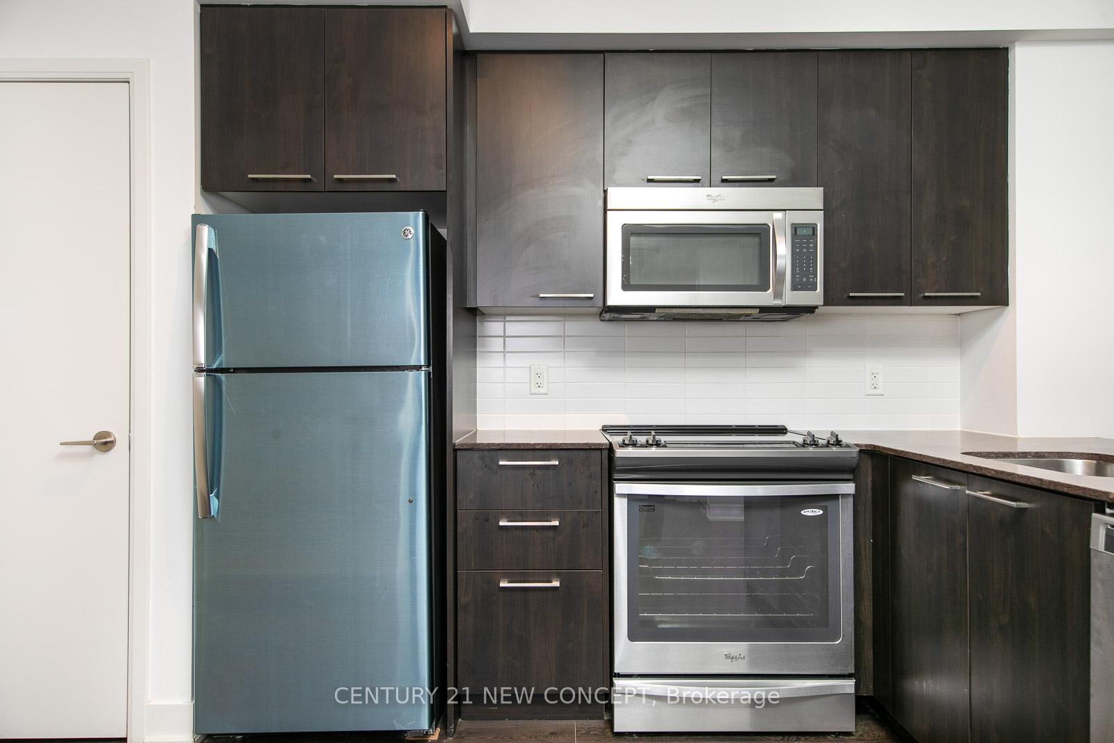 #509 - 30 Roehampton Ave, Toronto, ON M4P0B9 | 1 Bedroom 1 Bathroom Condo Apt | Image 3