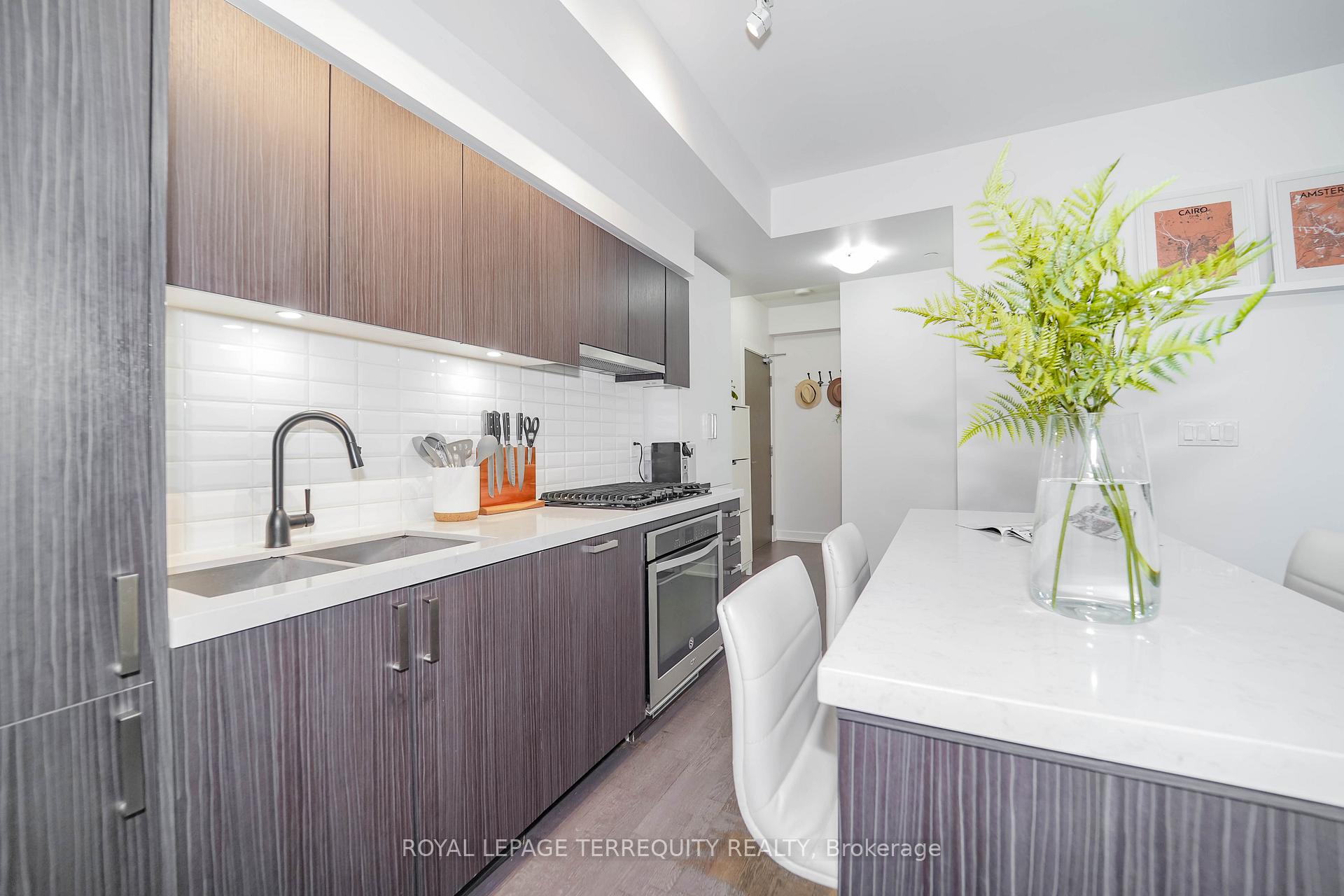 #301 - 501 St. Clair Ave W, Toronto, ON M5P0A2 | 2 Bedroom 2 Bathroom Condo Apt | Image 10