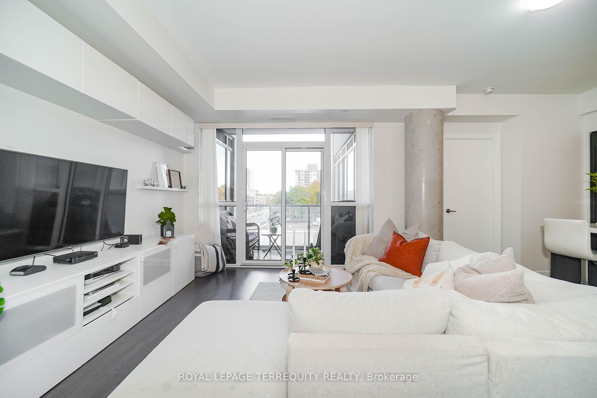 #301 - 501 St. Clair Ave W, Toronto, ON M5P0A2 | 2 Bedroom 2 Bathroom Condo Apt | Image 17