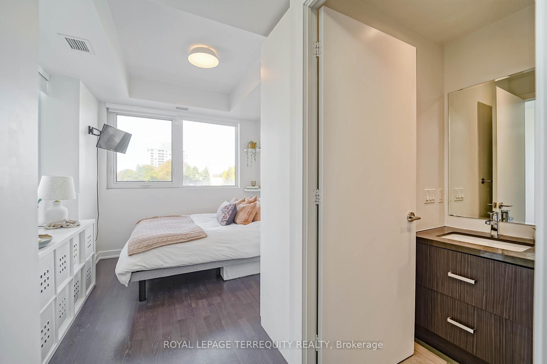 #301 - 501 St. Clair Ave W, Toronto, ON M5P0A2 | 2 Bedroom 2 Bathroom Condo Apt | Image 20