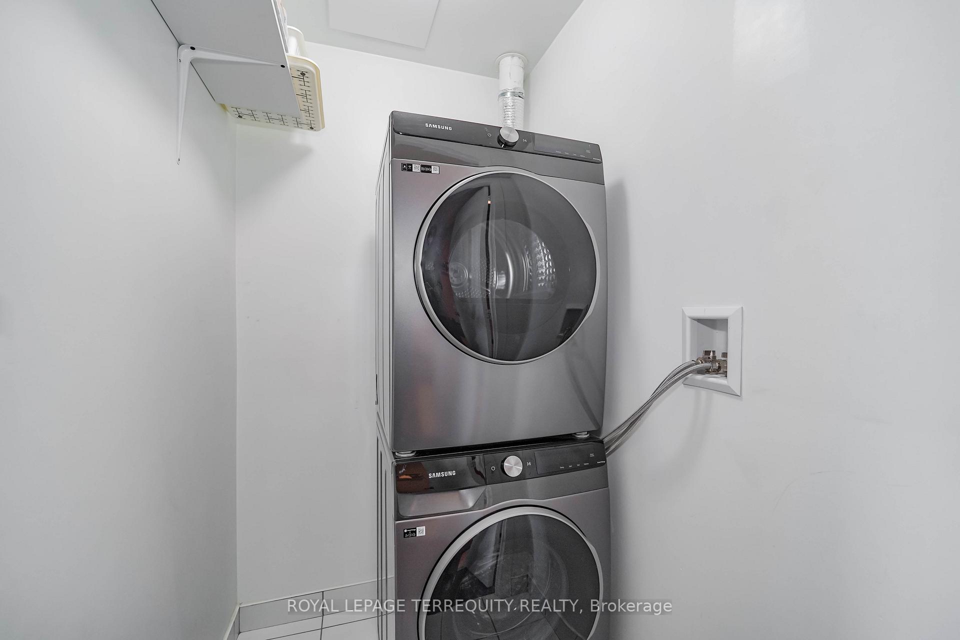 #301 - 501 St. Clair Ave W, Toronto, ON M5P0A2 | 2 Bedroom 2 Bathroom Condo Apt | Image 29