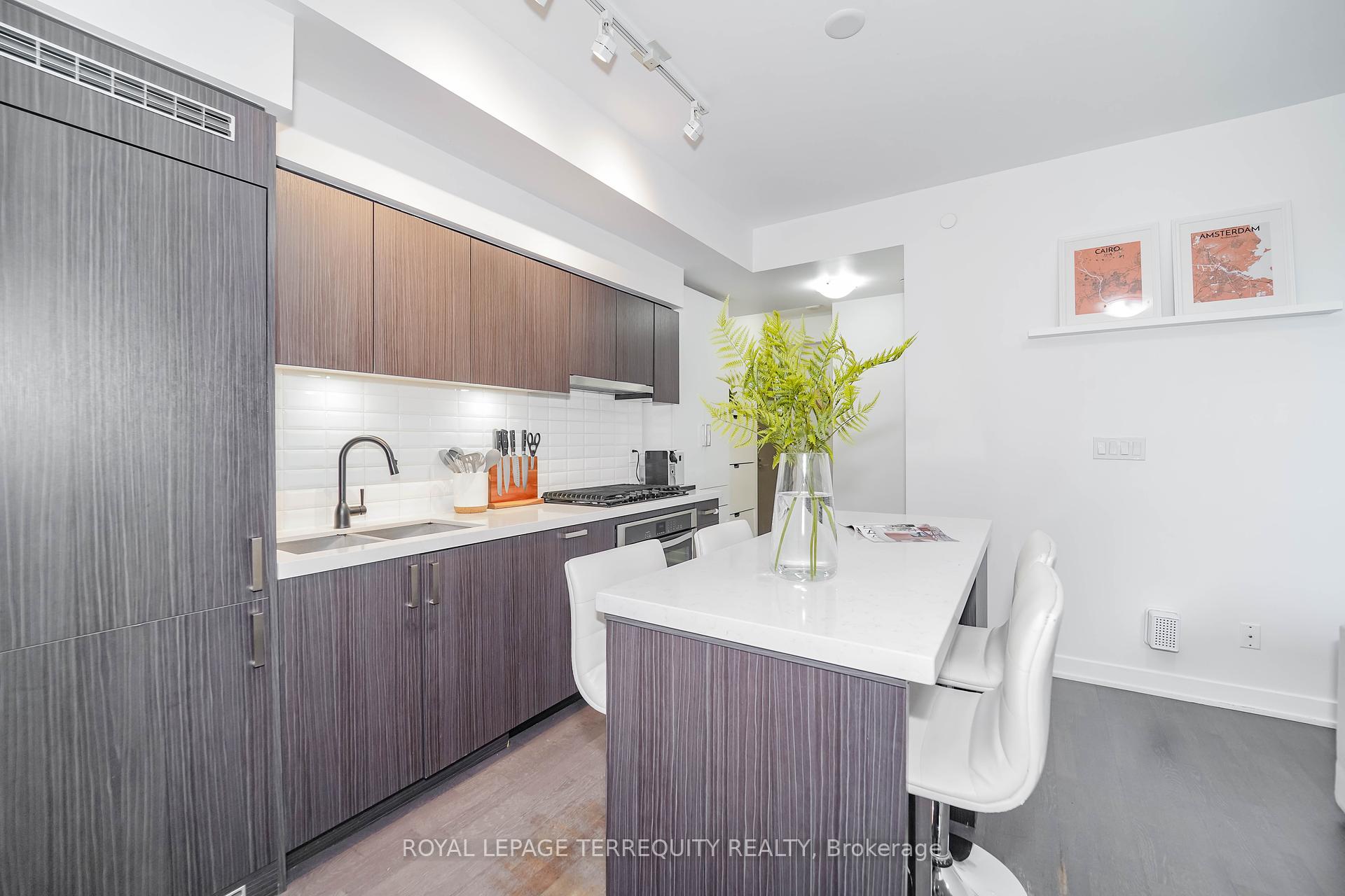#301 - 501 St. Clair Ave W, Toronto, ON M5P0A2 | 2 Bedroom 2 Bathroom Condo Apt | Image 8